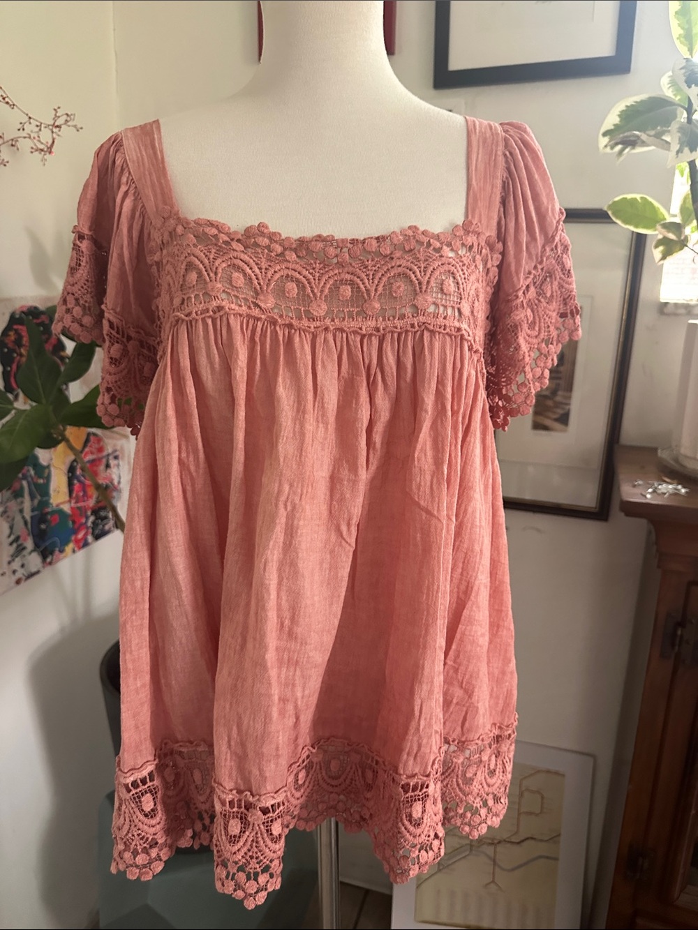 Vici Dusty Rose Crochet-Trim Square Neck Peasant Blouse Medium